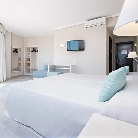 Hotel Azuline Llevant *
